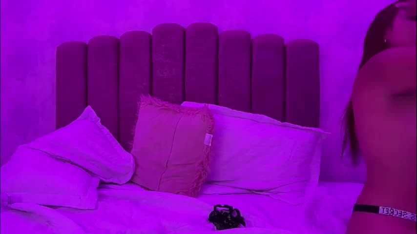 sarahjenkinx Adult Chat March 27, 2026