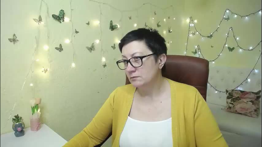 emilyl0vee Adult Chat March 27, 2026