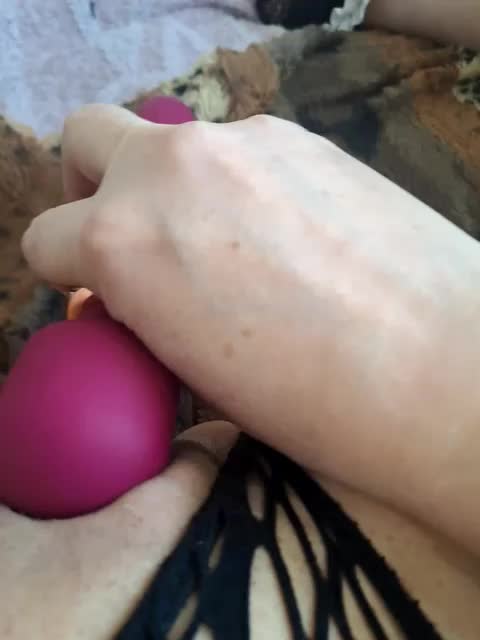 qwerty1975-1 Adult Chat March 27, 2026