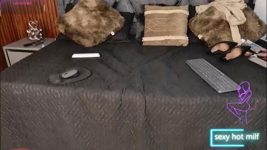 sexy_hot_milf_ Adult Chat March 27, 2026