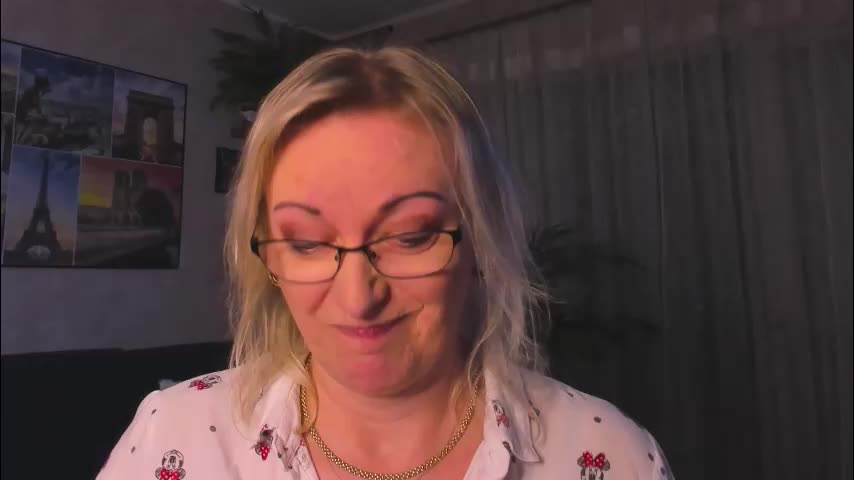 xvanessalove Adult Chat March 27, 2026