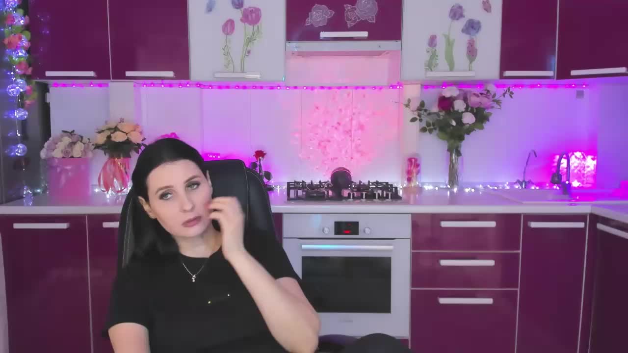 Olivija2020 Adult Chat March 27, 2026