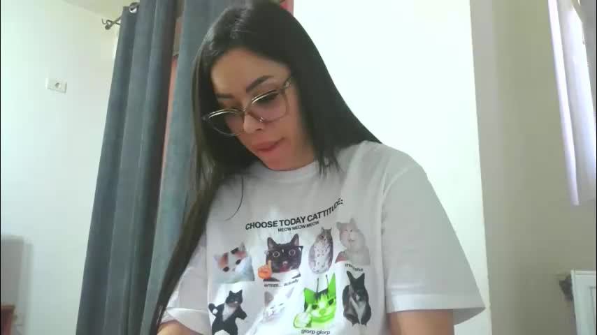 prettyjulliette Adult Chat March 27, 2026