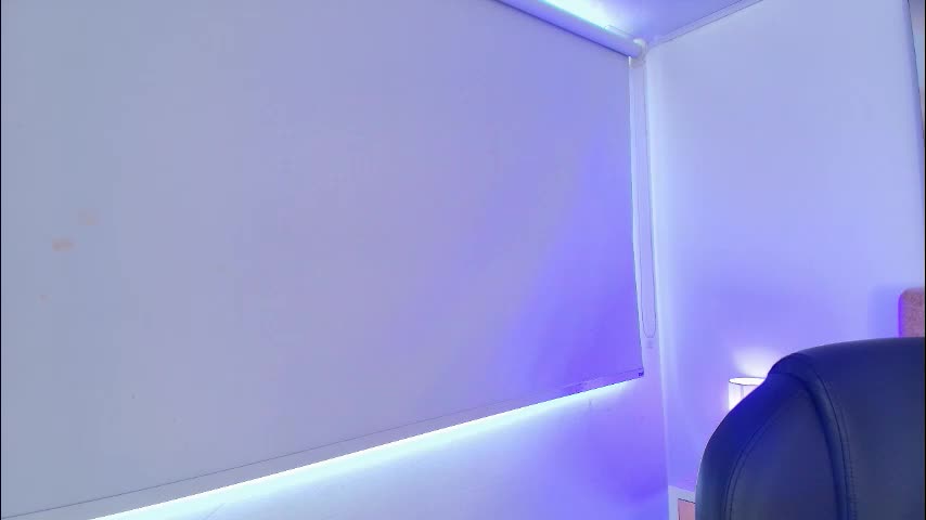 julianaa_castro Adult Chat March 27, 2026