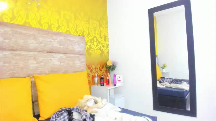 samantha_ortiz69 Adult Chat March 27, 2026