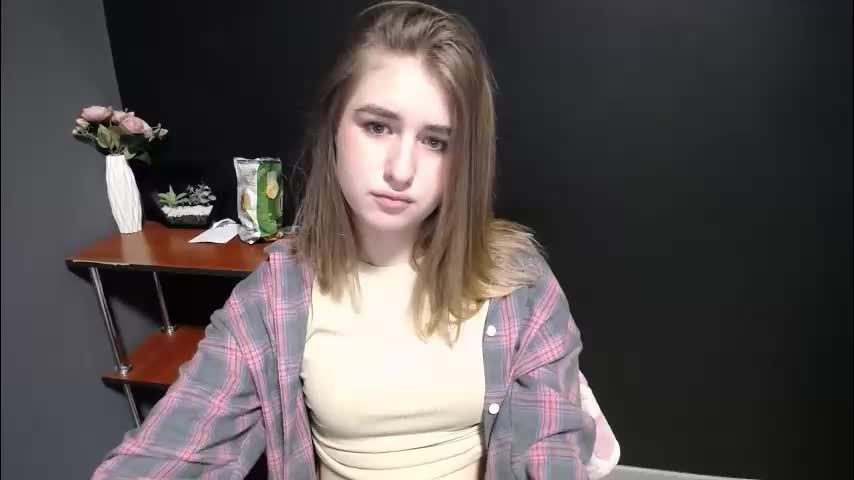 moon_sirennn Adult Chat March 27, 2026