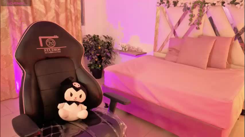 hinna_tay Adult Chat March 27, 2026