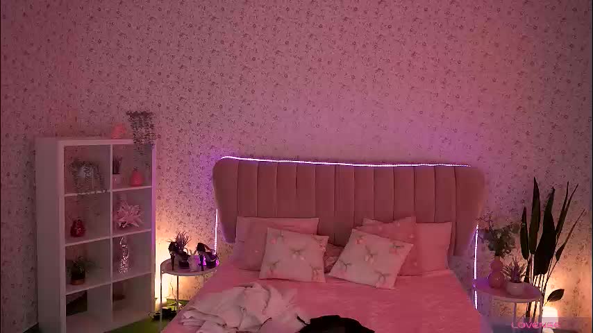 sexy_ira Adult Chat March 27, 2026