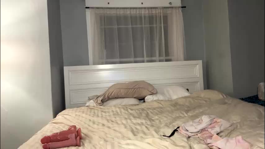 petitegirluvsdick Adult Chat March 28, 2026