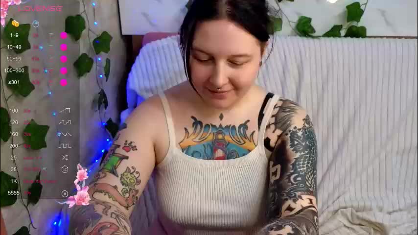 foxgirlandmerguis Adult Chat March 28, 2026