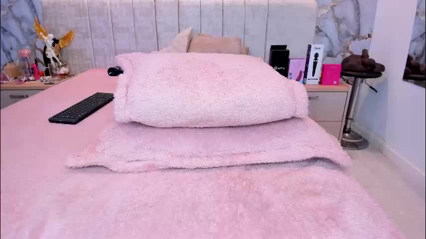 kiana_cream Adult Chat March 28, 2026