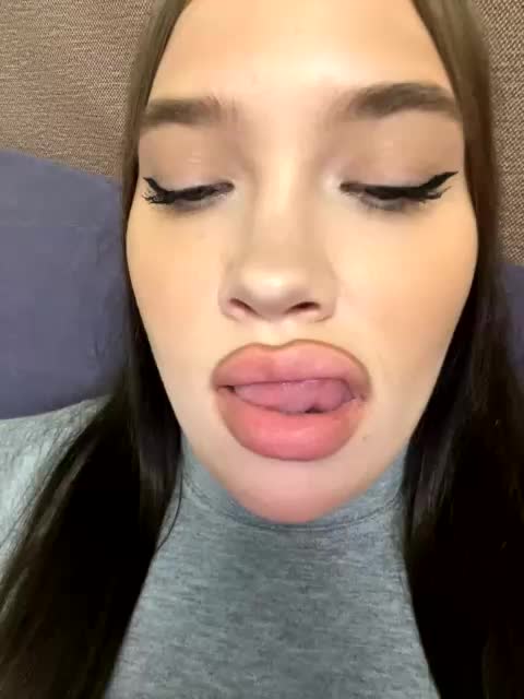 Glossmixdoll Adult Chat March 28, 2026