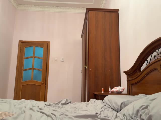 Iloniyaa Adult Chat March 28, 2026