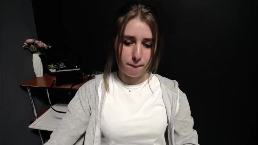 moon_sirennn Adult Chat March 28, 2026