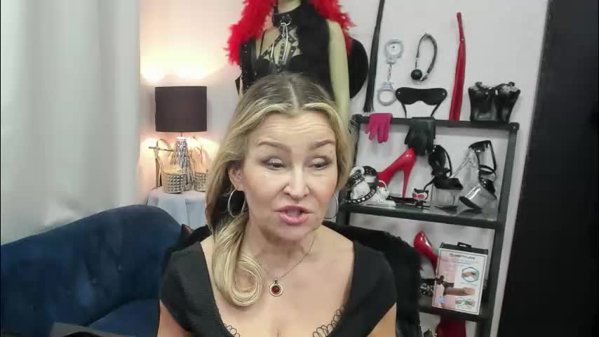 crystalxohotty Adult Chat March 28, 2026