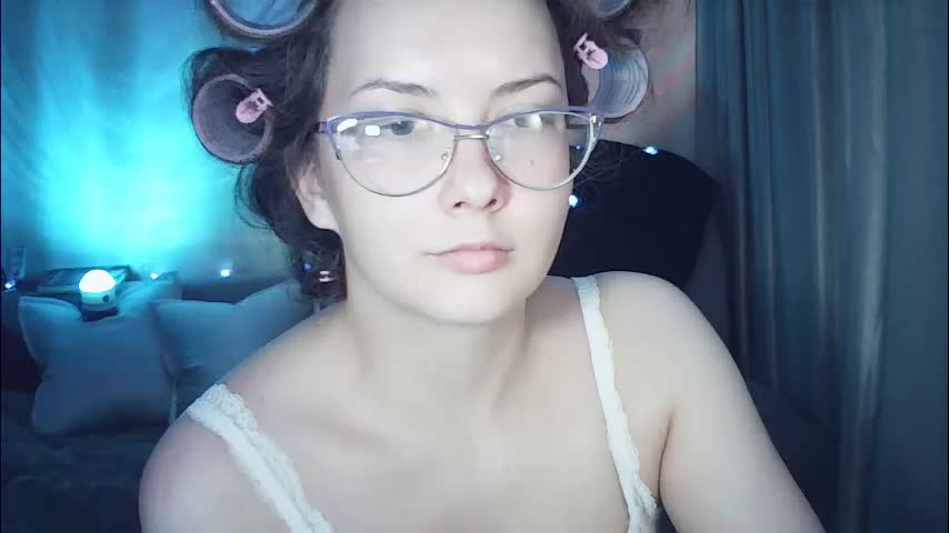 moodiemira Adult Chat March 28, 2026