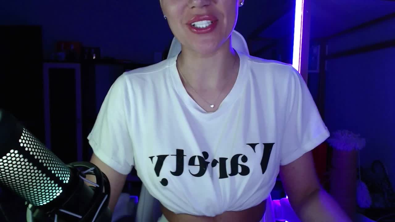 QWEENII Adult Chat March 29, 2026