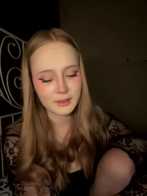 Mia_Wells Adult Chat March 28, 2026