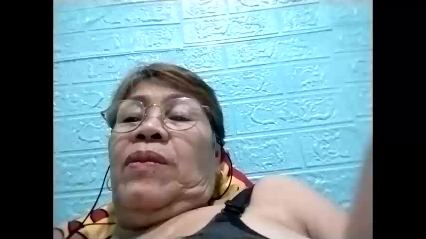 lolamommie Adult Chat March 29, 2026