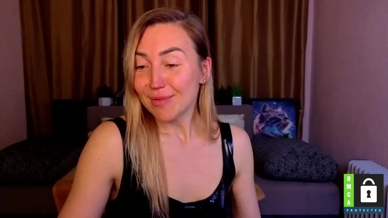 Jullyblondkiss Adult Chat March 28, 2026