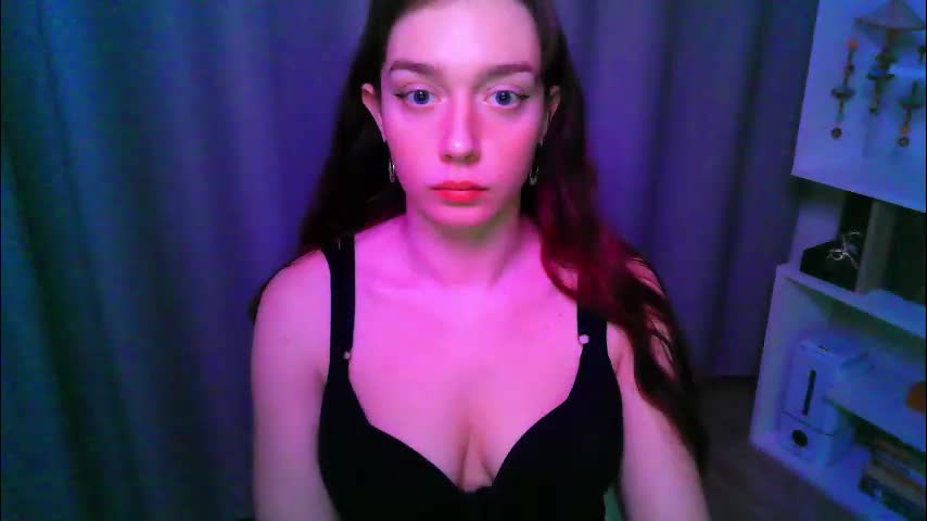 effie_balconii Adult Chat March 29, 2026