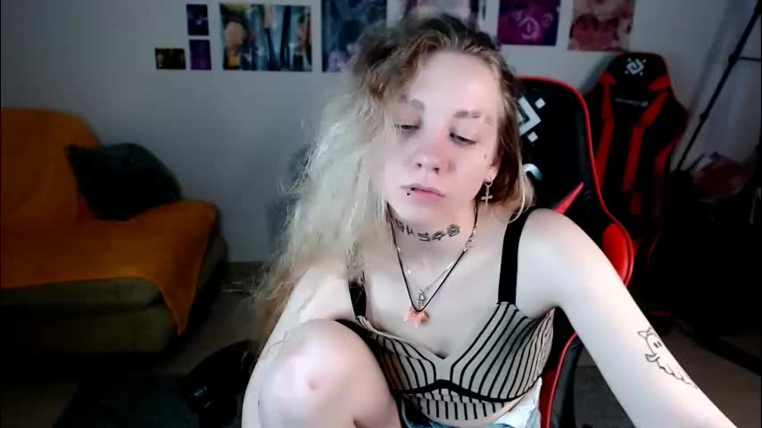 nica_kawaii Adult Chat March 29, 2026