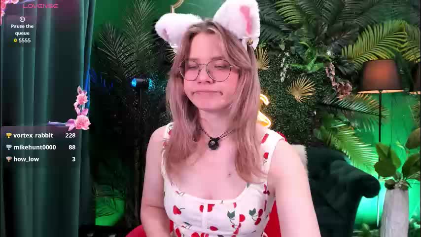 chloewells Adult Chat March 29, 2026
