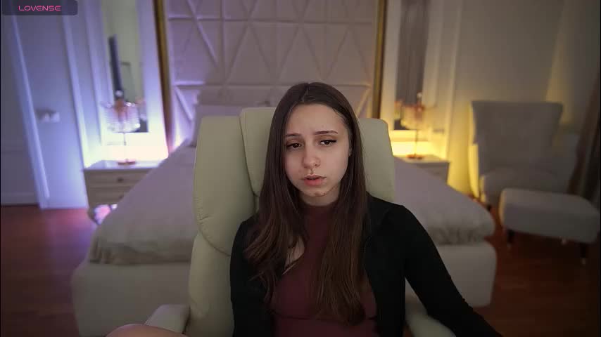 tinynataliee Adult Chat March 29, 2026