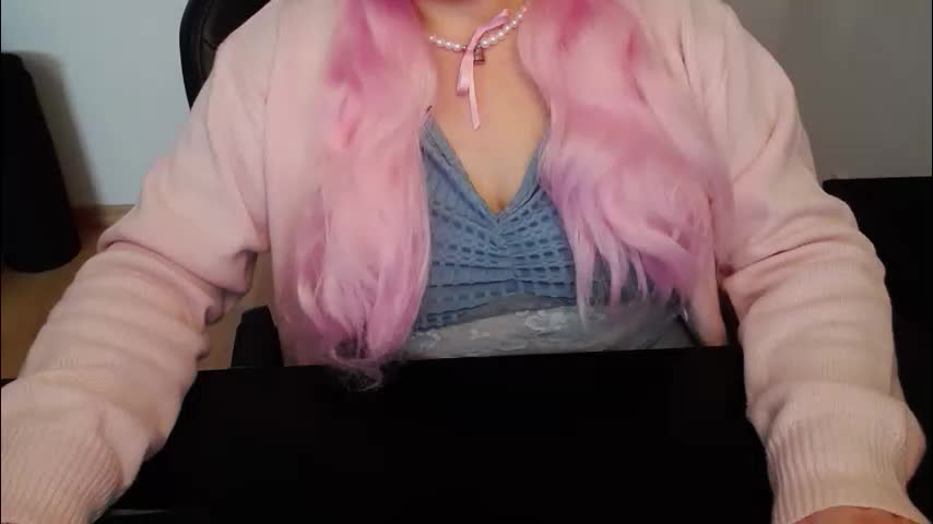 elly_petite Adult Chat March 29, 2026