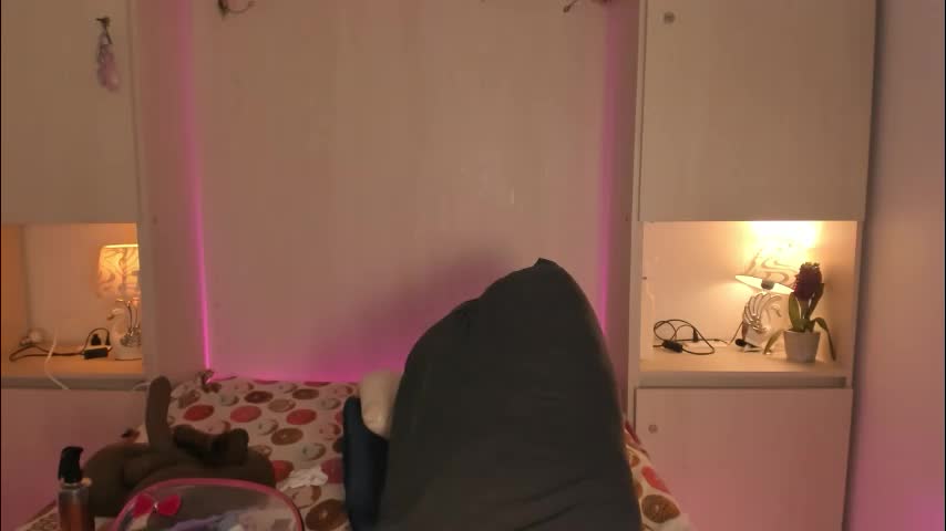 tarawiilson_ Adult Chat March 29, 2026