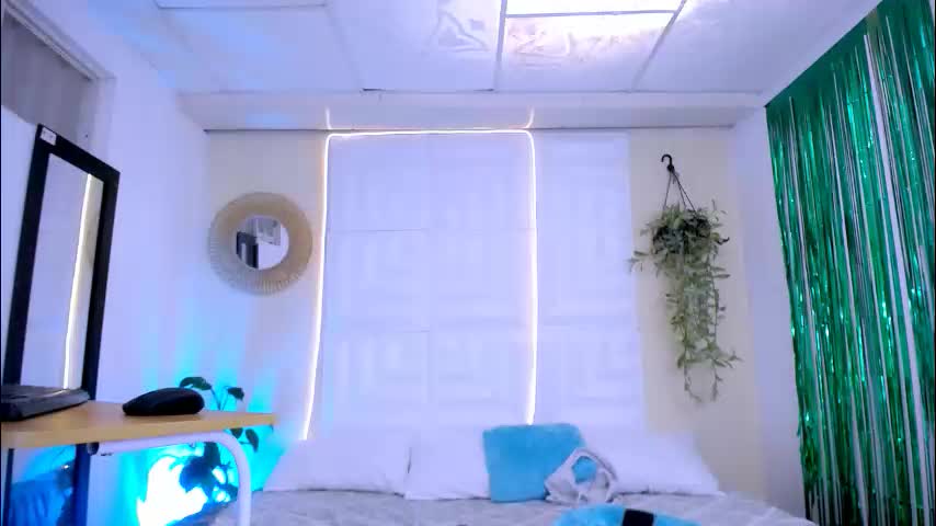 dina_mcry Adult Chat March 29, 2026