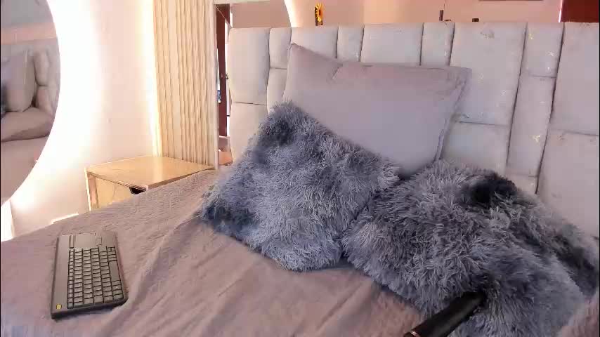 1naughty_milf Adult Chat March 29, 2026