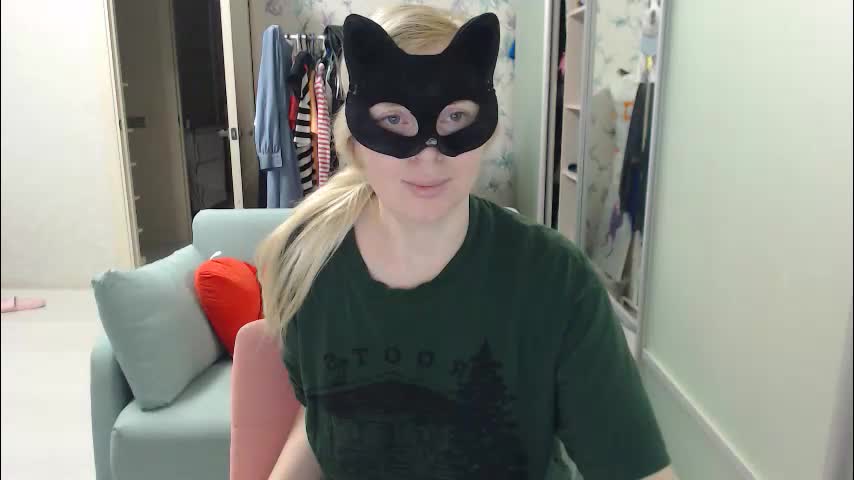 emily_york18 Adult Chat March 29, 2026