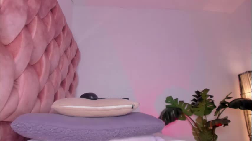 whiite_snow_ Adult Chat March 30, 2026