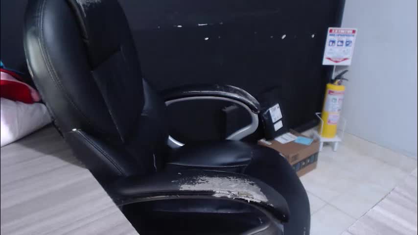 angy_ro12 Adult Chat March 30, 2026