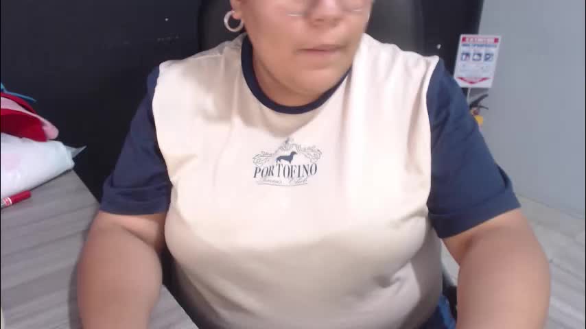 angy_ro12 Adult Chat March 30, 2026