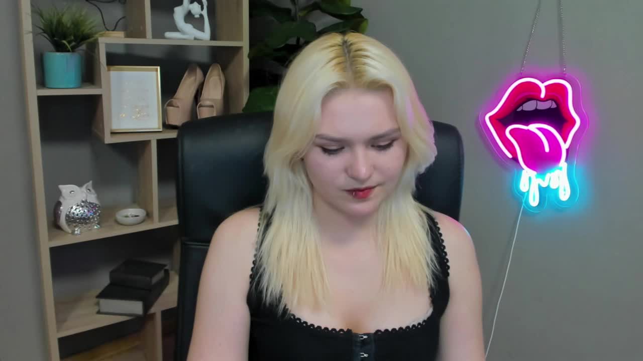 SweetLilyxo Adult Chat March 30, 2026