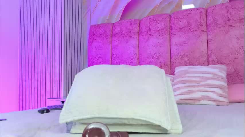 emma_curvy1 Adult Chat March 30, 2026