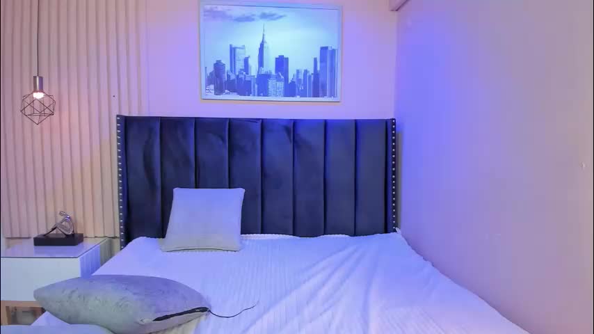 viiolett_lee Adult Chat March 30, 2026