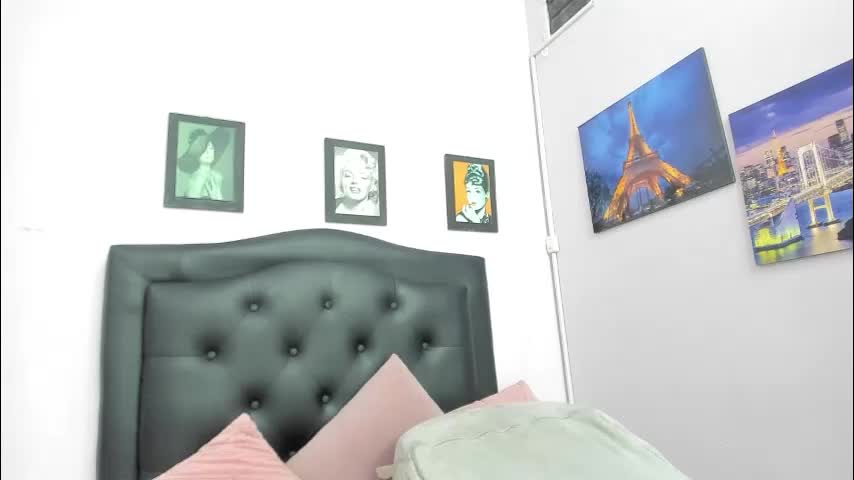 sexy_candy18x Adult Chat March 30, 2026
