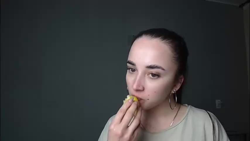 olivia_oliv Adult Chat March 29, 2026