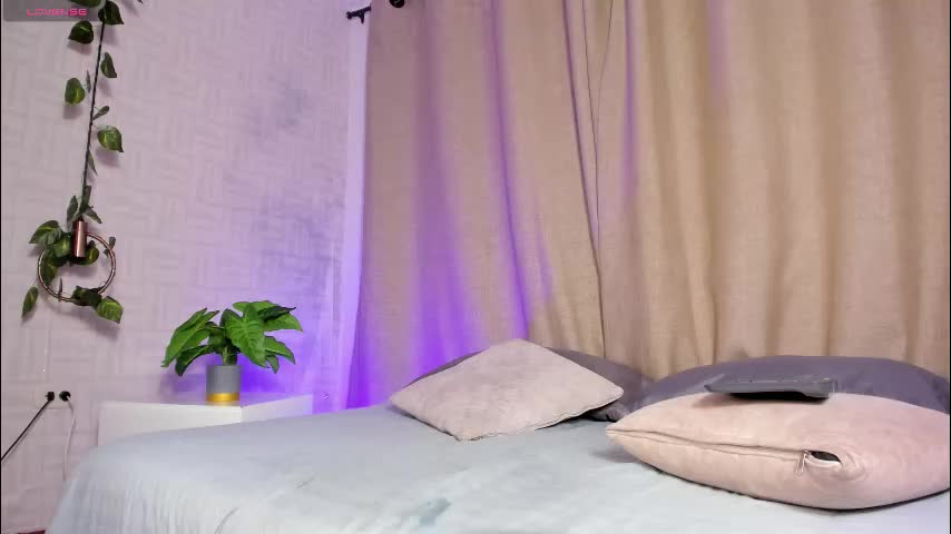 catalella_rouse Adult Chat March 30, 2026