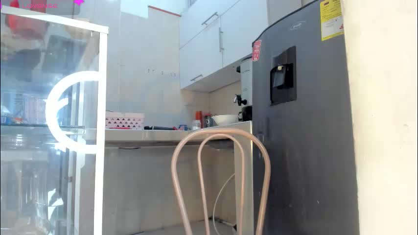 cinnia_ Adult Chat March 31, 2026