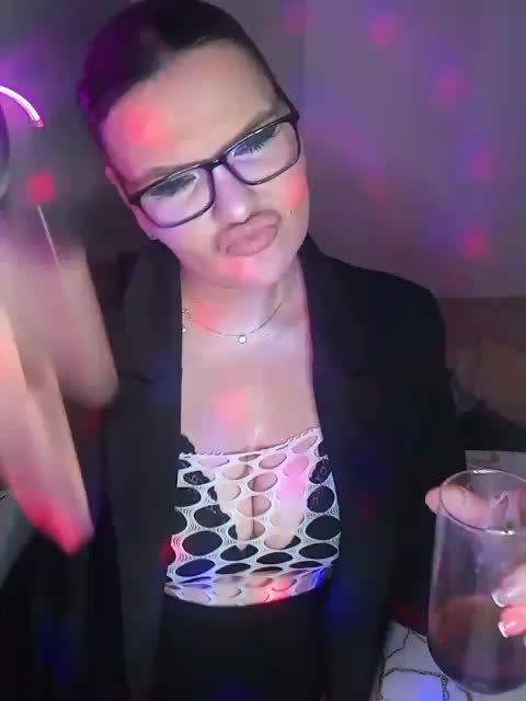 Brunetochkaaa Adult Chat March 30, 2026