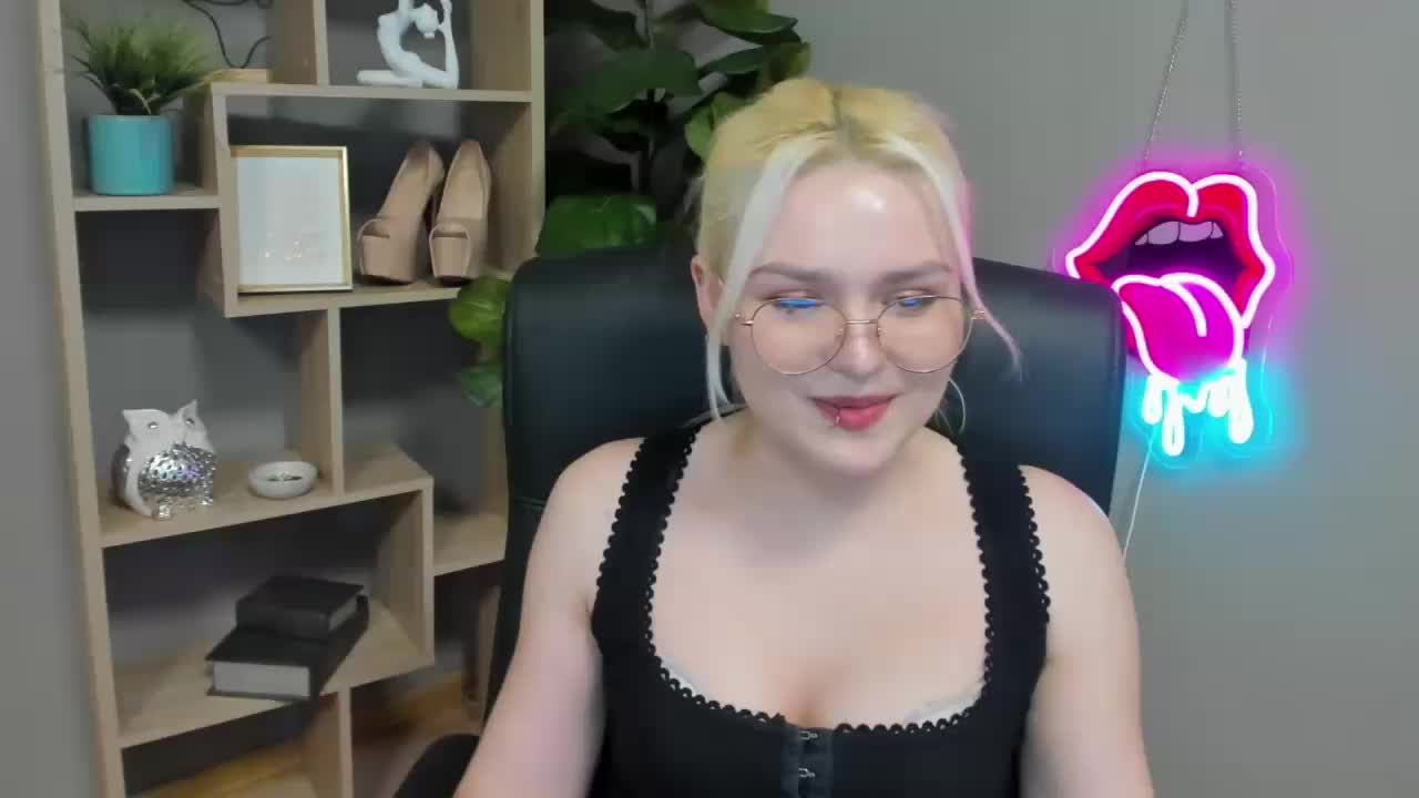 SweetLilyxo Adult Chat March 30, 2026