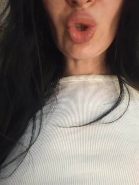 Black_chick Adult Chat March 30, 2026