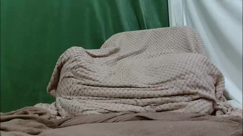 xxxlola_ Adult Chat March 31, 2026