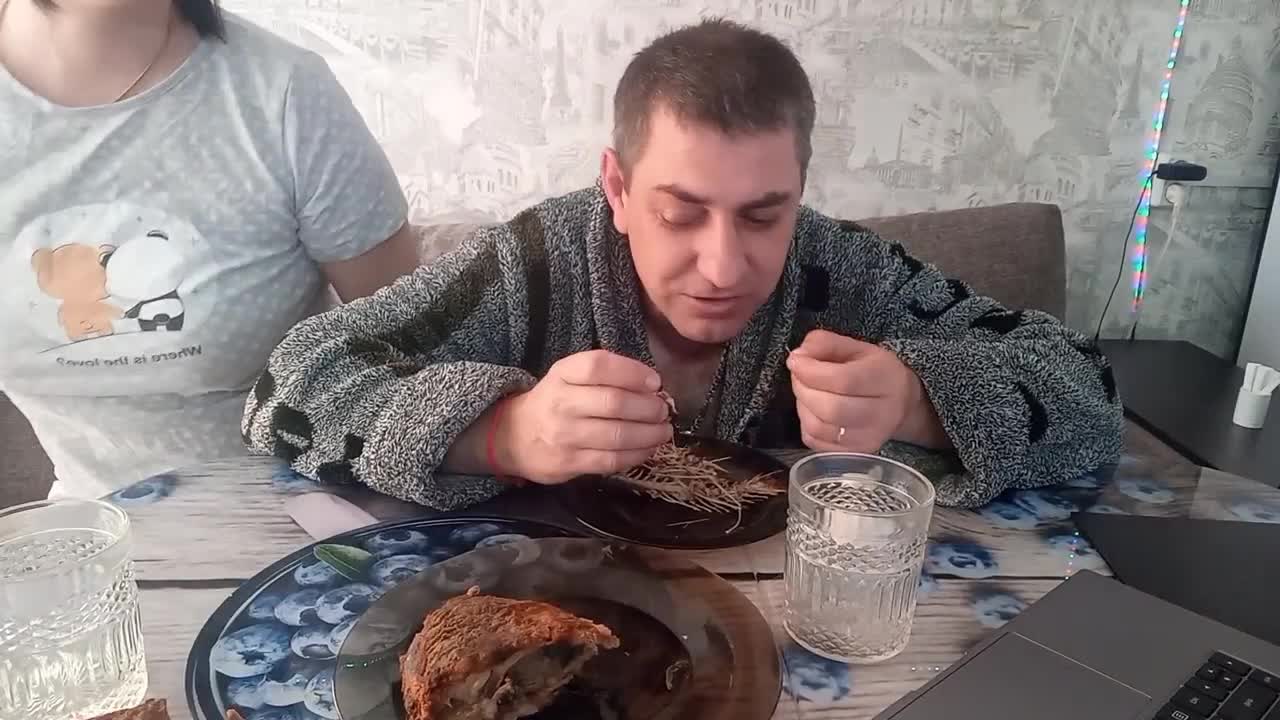 Sladkay-Parochka123 Adult Chat March 31, 2026