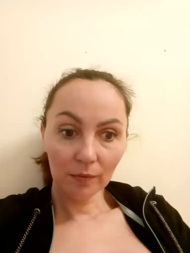 TessBertie Adult Chat March 31, 2026