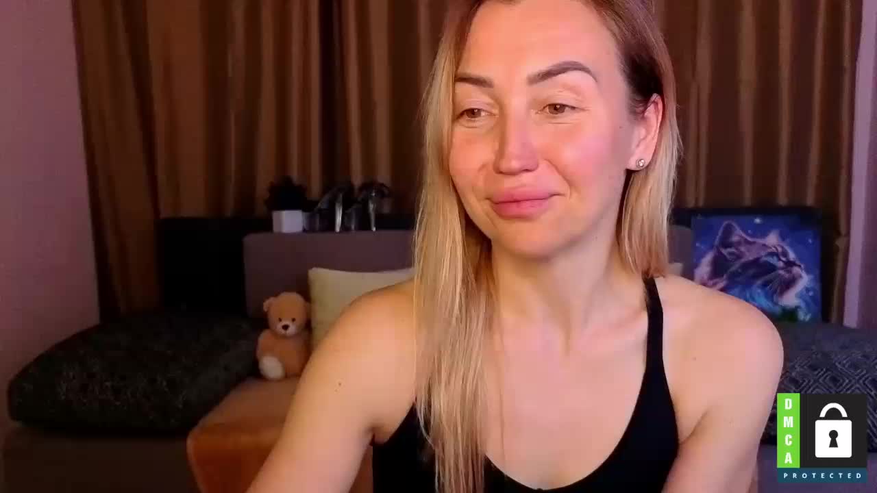 Jullyblondkiss Adult Chat March 31, 2026